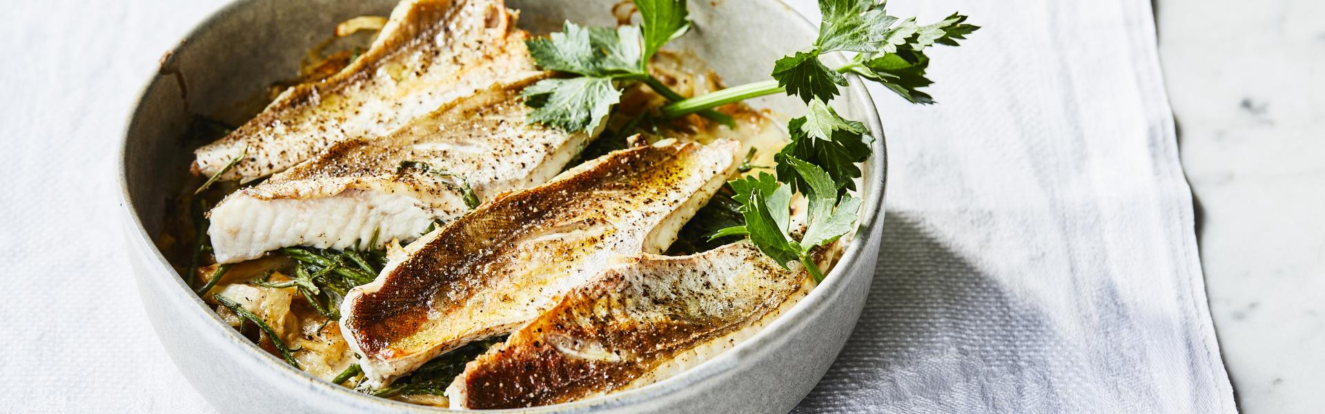 Gegrilde rode poon met romige knolselder Gegrilde rode poon met romige knolselder